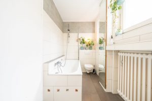 1. OG Badezimmer