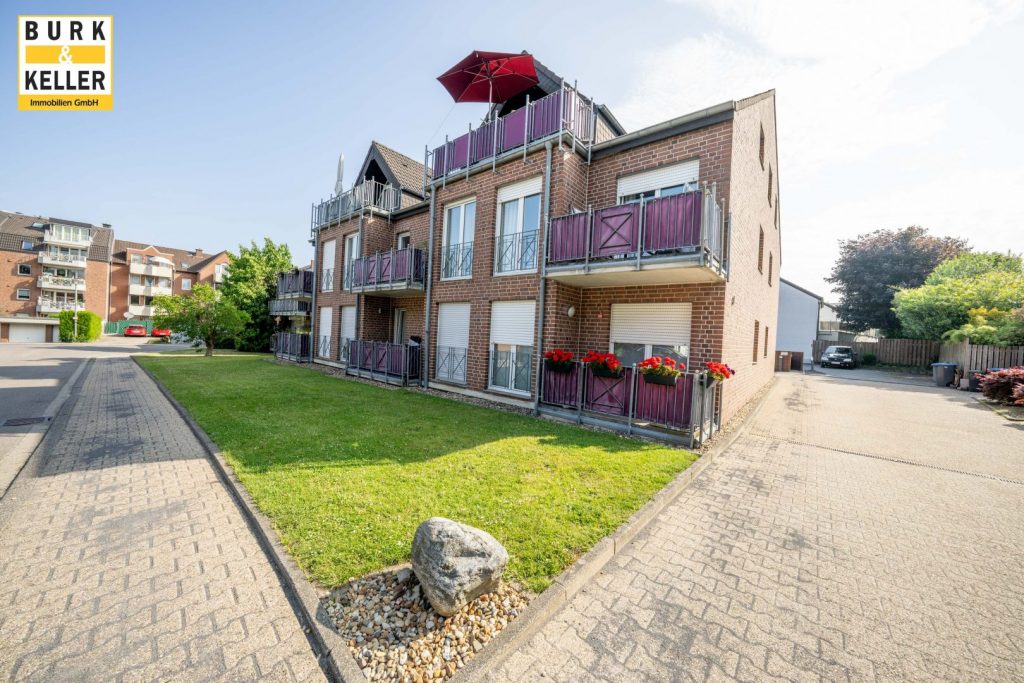 Vorderansicht / Straßenseite