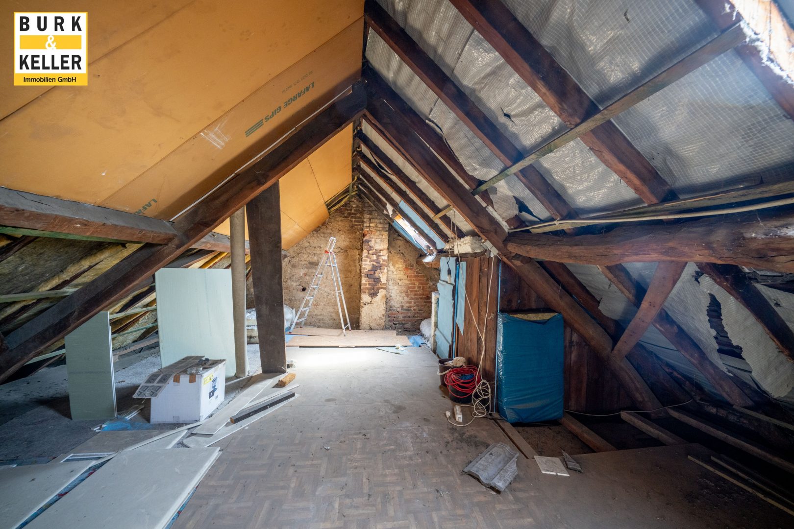 Dachgeschoss (Haus 245)